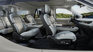 2025 Lincoln Lincoln Navigator Internal Image 1